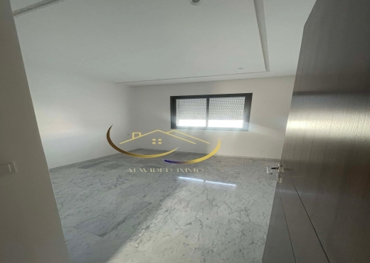 A VENDRE UN APPARTEMENT S+3 A NOUVELLE SOUKRA