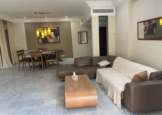 A louer à l’année au LAC 2 un spacieux appartement