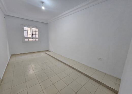 📍 CITE EZZOUHOUR 4 - ETAGE DE VILLA  À VENDRE