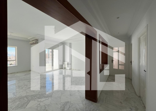 A vendre s+3 de 159 m² à Ennasr 1