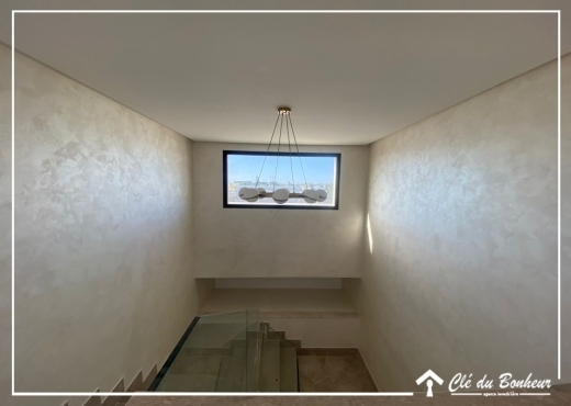 une bellle villa avec piscine à chotrana 3