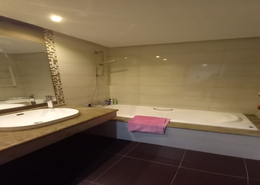 AV Grand S+4 la soukra 670 MD