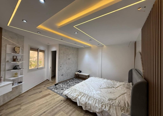A Vendre Appart + local commercial