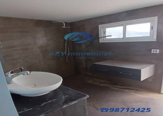 A&Y Immobilier met vente une belle villa à 3