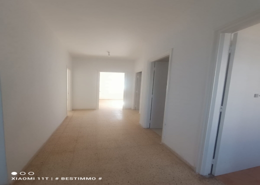 immeuble À Vendre à ARIANA - A vendre villa et commerce - Immobiliere.tn - Photo 5