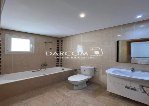 Duplex s+4 vue dégagée soukra parc