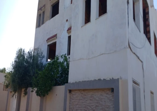 duplex À Vendre à NABEUL - duplex avec un abri de voiture  A sidi hamed - Immobiliere.tn