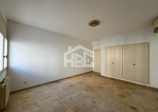 A vendre S+3 de 175 m² à Ennasr 1