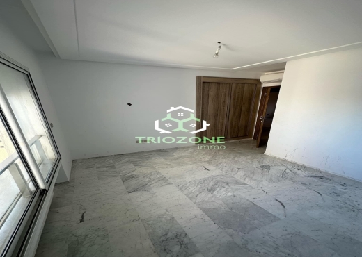 A vendre S+3 HS Jardins Carthage