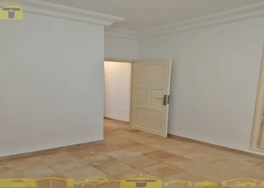 Appartement À Vendre à NABEUL - Etage de villa s4 plein Hammamet - Immobiliere.tn