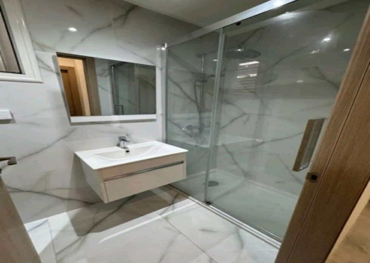📍 ENNASR 2 : APPARTEMENT S+2 HAUT