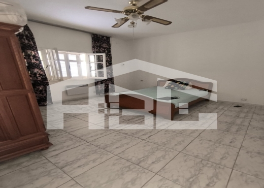 Maison de 445 m²