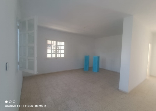 immeuble À Vendre à ARIANA - A vendre villa et commerce - Immobiliere.tn - Photo 7