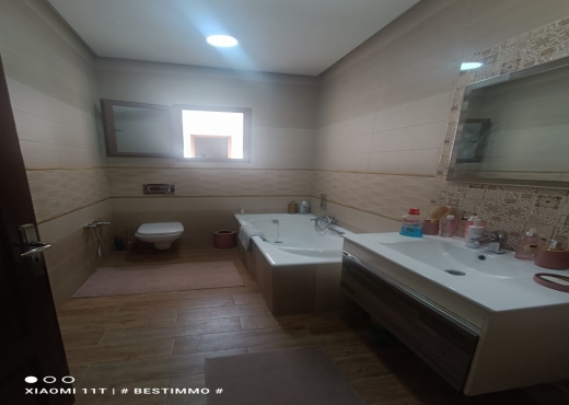 A vendre Villa a El Mnihla