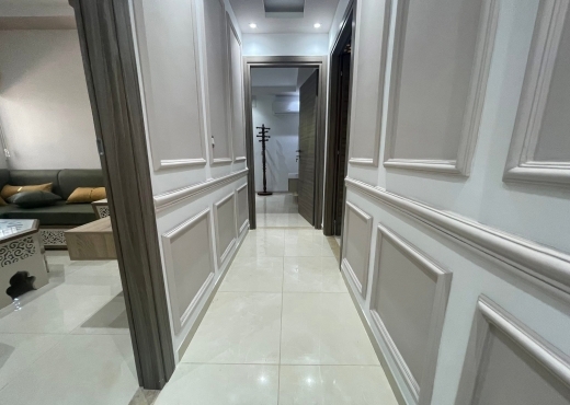 Appartement S+3 au rez-de-chaussé vide à Gammarth