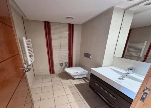 📍 LES BERGES DU LAC 2 : DUPLEX LUXUEUX À LOUER