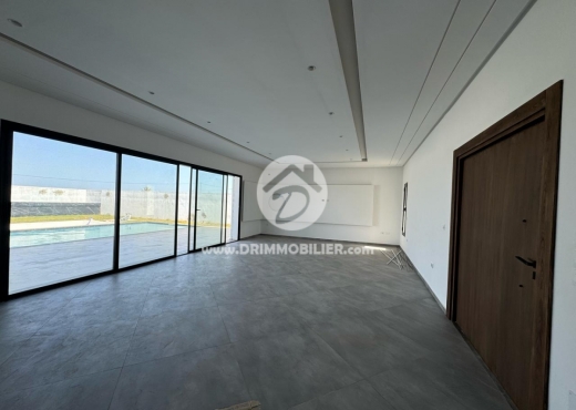 Villa avec piscine, plain-pied