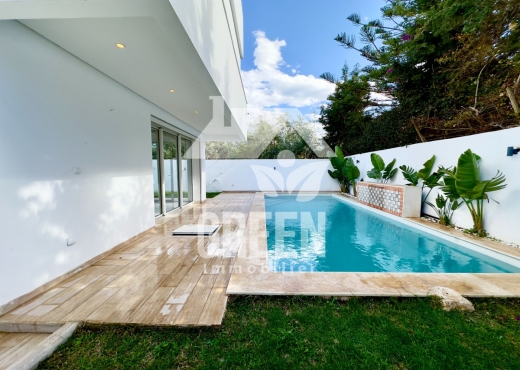 VILLA " SALVADOR "