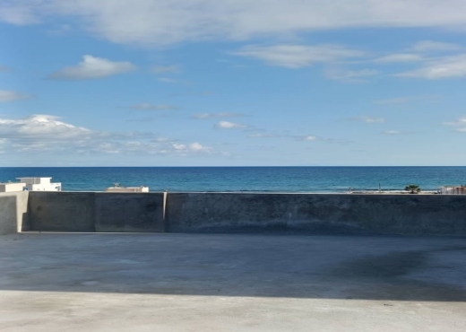 une belle maison a la plage