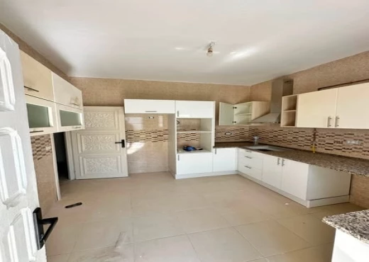 rez de chaussée À Louer à BEN AROUS - À louer – RDC de villa S4 à Mégrine - Immobiliere.tn