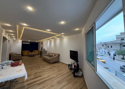 A Vendre Appart + local commercial
