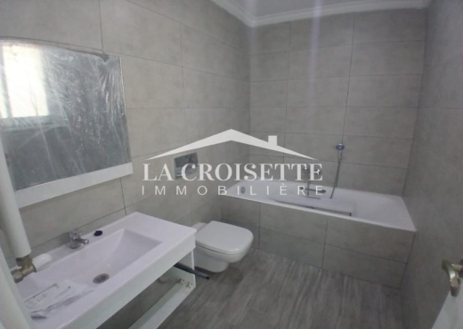 Appartement s+3 vue sur mer à Gammarth zal1590
