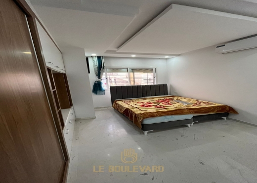 Villa Duplex S+4 Avec Piscine