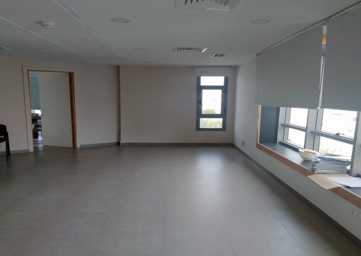 immeuble 4255 m² hs au lac 2