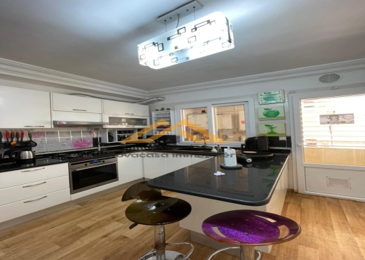 للبيع – شقة S+2 واسعة في سهلول – ف