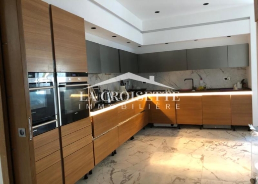 Villa s+3 avec piscine à Carthage
