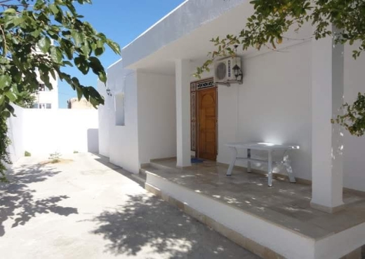 A louer Villa a Khezema Ouest