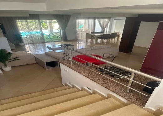 villa À Louer à BEN AROUS - Villa de luxe avec piscine privée - Immobiliere.tn - Photo 5