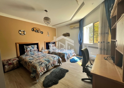 A vendre villa de 580m² à Cité Nozha