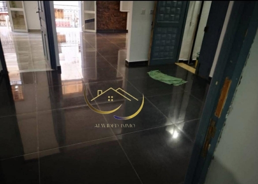 A VENDRE UN APPARTEMENT S+3 AU CENTRE VILLE