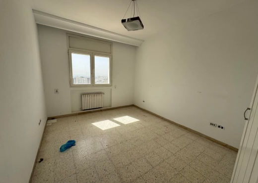 📍ENNASR 2 : APPARTEMENT S+2 A VEN
