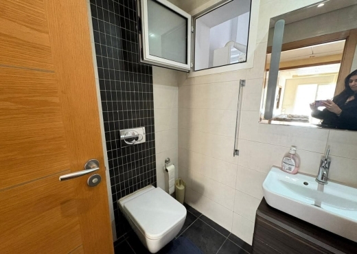 📍LES BERGES DU LAC 2 : APPARTEMENT S+4 DE TRES HA