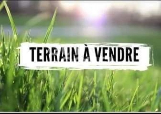 TERRAIN A VENDRE