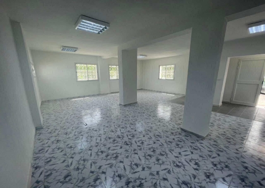 MENZAH 9 A – LOCAL À LOUER