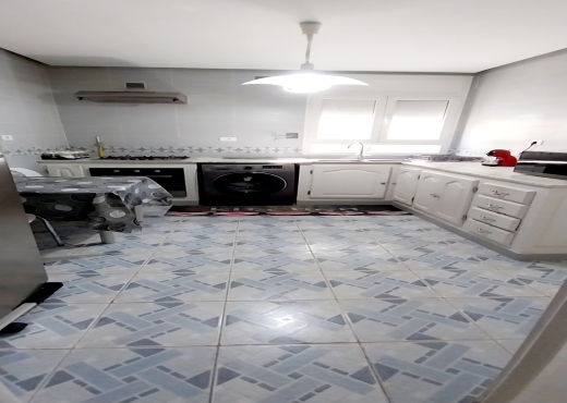 bel appartement s+3 rdc à l'ariana