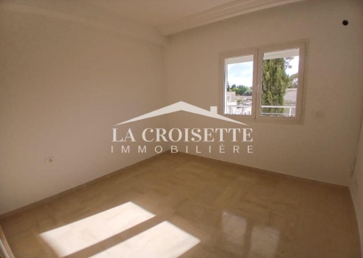 Appartement S+3 à La Soukra