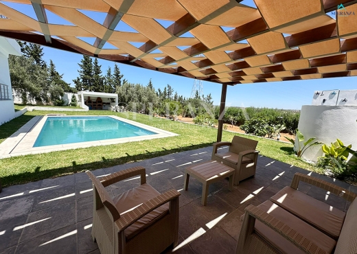 location villa Oksana S+4