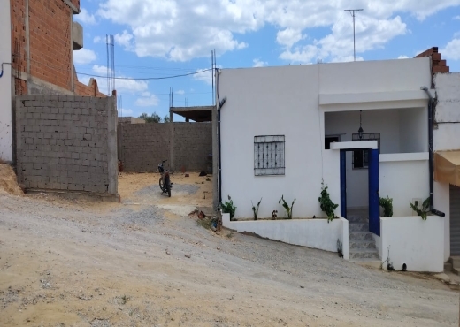 A vendre maison propre bessbesya hamammet