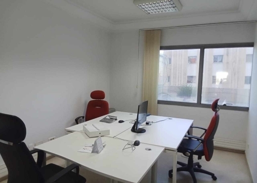 Supet Bureau 160 m² à MED V