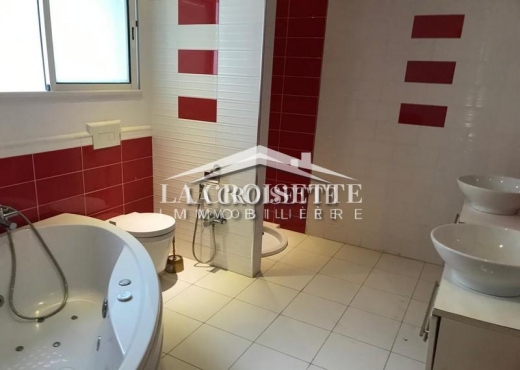 Villa S+5 à usage bureautique