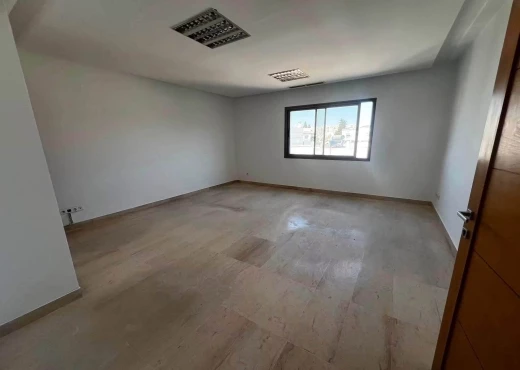 bureau À Louer à ARIANA - ARIANA CENTRE – BUREAU 2H+6 À LOUER - Immobiliere.tn - Photo 9