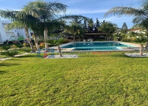 Vente Villa de Maitre à La Soukra