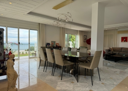 Superbe villa avec vue imprenable sur mer à Marsa