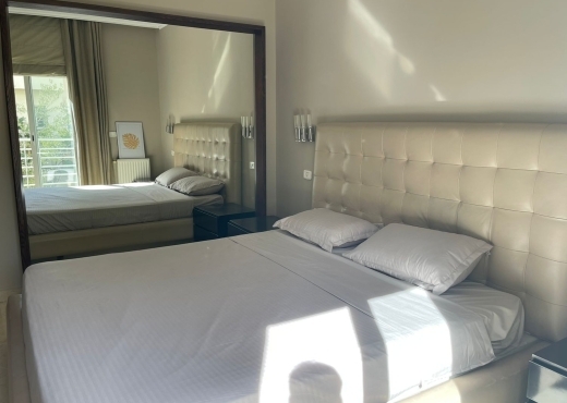 A louer à l’année au LAC 2 un spacieux appartement