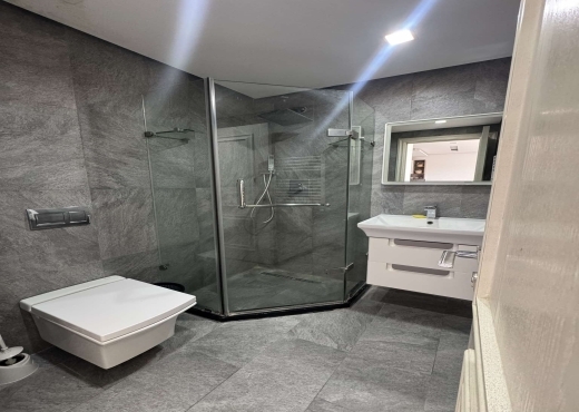 📍MENZAH 9 C : APPARTEMENT S+1 DE HAUT STANDING RI