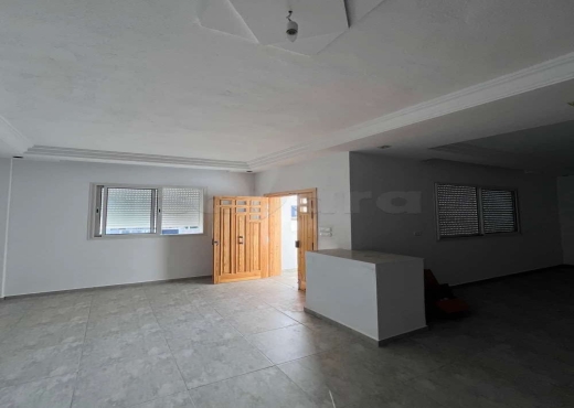 📍RIADH ANDALOUS:  ETAGE D’UNE VIL
